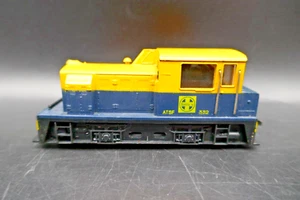 HO Mehano Industrial Switcher Santa Fe 332 Locomotive - Tested & Working - Picture 1 of 8