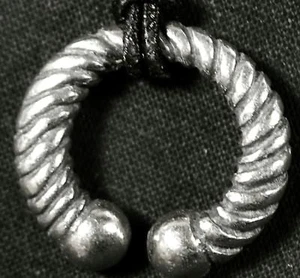 ZEN - Colgante vocacional - Auriculares acanalados - Imagen 1 de 1