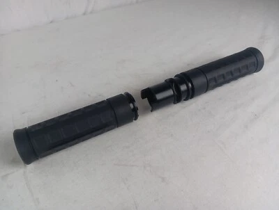 HARLEY DAVIDSON GENUINE 23 - 24 STREET ROAD GLIDE HAND GRIPS 56100586 56100587 - Image 1 of 4