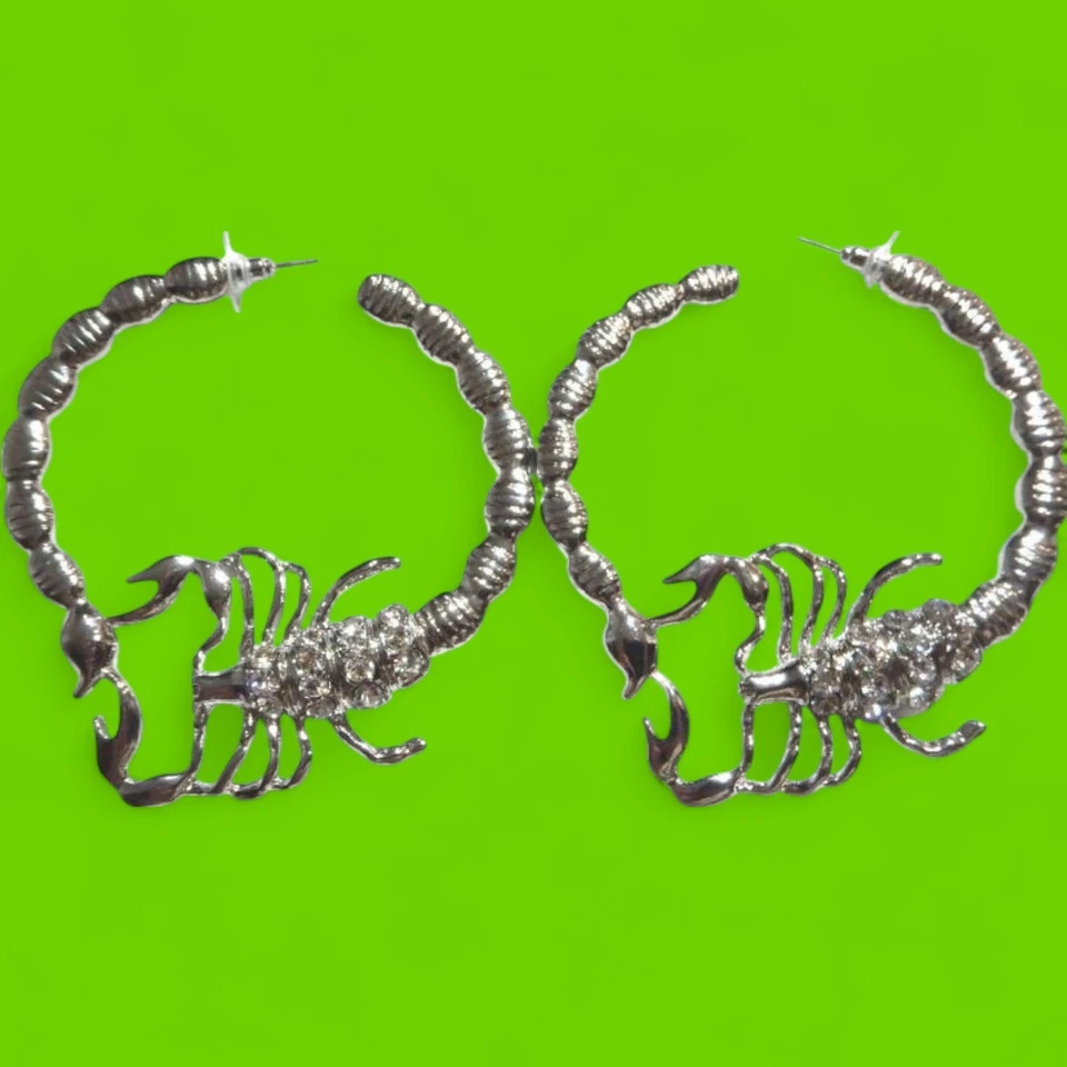 ENORMES PENDIENTES DE ARO EN FORMA DE ESCORPIÓN plata cristal estrás insecto punk glam 5V Foto 1 de 4