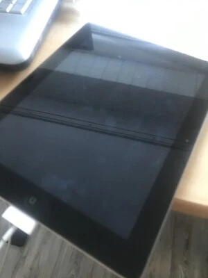 Apple iPad 2 in schwarz - Bild 1 von 4