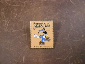 Vtg Jayne Co. Walt Disney Mickey Mouse Mailman Republic of Maldives Stamp Pin - Picture 1 of 4