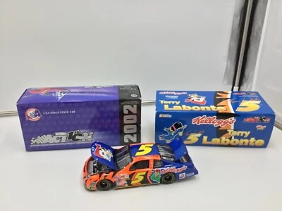 Terry Labonte #5 Kellogg's NASCAR 2002 Monte Carlo 1:24 Action  - Image 1 of 4