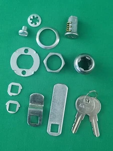Serratura per armadio a camme 5/8 3**8 KA-2 dispositivi di sicurezza - Foto 1 di 3