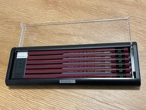 Mitsubishi Uni Wooden Pencil - 2B - Box of 12 (U2B) with 1 Eraser Made in japan - Picture 1 of 4