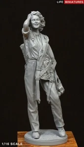 Life Miniatures seconda guerra mondiale Attagirl kit figure ausiliarie trasporto aereo 1/16° non verniciate - Foto 1 di 9