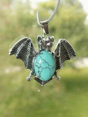 FLEDERMAUS  mit  TÜRKIS HOWLITH   Anhänger     NEU! - Bild 1 von 3