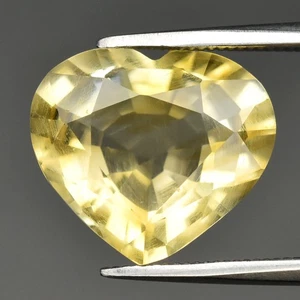 π 4.19ct 12.2x11mm VS Heart Natural Yellow Citrine - Elegant, Africa Gemstone - Picture 1 of 4