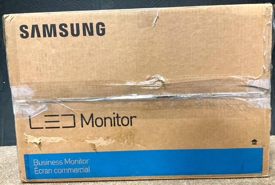 Samsung 23.6" LED LCD Display S24E200BL ✅❤️✅❤️ AS IS - READ! - Image 1 of 3