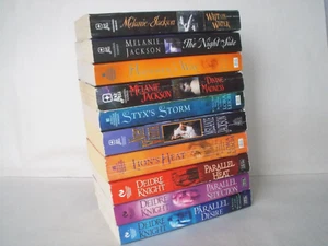 10 PARANORMAL ROMANCE PB DEIDRE KNIGHT MELANIE JACKSON LORA LEIGH - Imagen 1 de 5