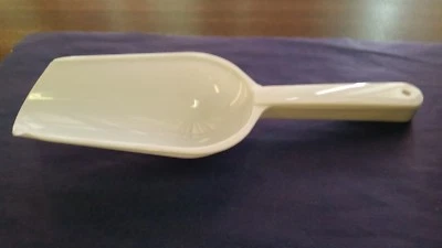 ЭКОНОМИЧНЫЙ БЕЛЫЙ СОВОК 6,0 унц ЛЕГКИЙ ПЛАСТИКОВЫЙ ПОПКОРН/КОНФЕТЫ/БАР/РЕСТОРАН - Изображение 1 из 3