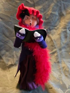 Byers Choice The Carolers 2004 Red Hat Boa Society Lady Song Book Purple Dress - Picture 1 of 7