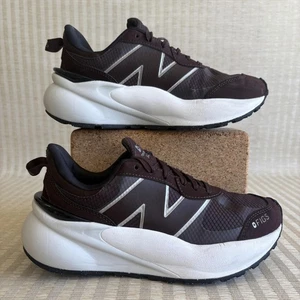 New Balance 3447 FIGS scarpe donna taglia 8 bordeaux sneakers da corsa U3447LD - Foto 1 di 20
