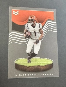 2022 Panini Chronicles - Magnitude-Acetate-Ja'Marr Chase-RC-Bengals - Picture 1 of 2