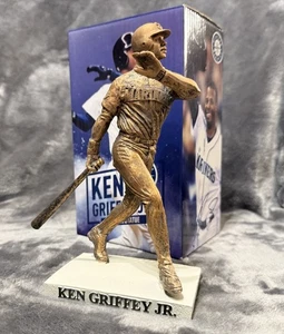 Ken Griffey Jr Bronze Replica Statue Seattle Mariners SGA Anniversary 14.04.17. - Bild 1 von 5