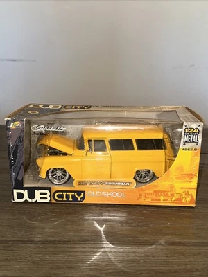 Chevy Suburban 1957 fundido a presión amarillo Jada Toys Dub City OldSkool escala 1:24 nuevo en caja Foto 1 de 4