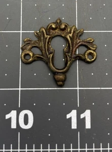 Vintage viktorianische Schlüssellochabdeckung Rosette Bergung Ersatzteile Messing - Bild 1 von 2