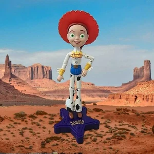 Disney Pixar Toy Story 2 Jessie Poseable Cowgirl Talking Sheriff Star Base Stand - Picture 1 of 12
