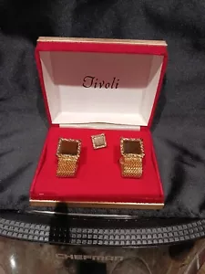 Vtg Tivoli Gold Tone Wrap Around Cufflinks w/Tie Pin In Original Box. - Picture 1 of 7