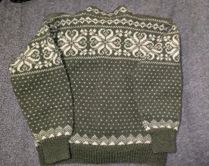 Vtg Handmade in Norway Cardigan Women's XSmall Green Christmas w/Silver Buttons - Picture 1 of 8