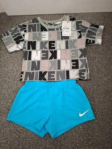 GIRLS NIKE SHORTS SET AGE 6 - 7 YRS BNWT - Picture 1 of 2