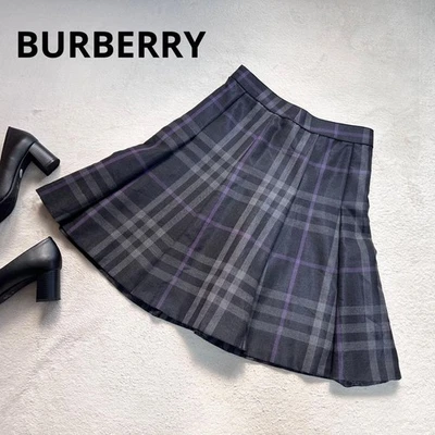 Falda plisada BURBERRY Mega Check Nova Check negra 40 Foto 1 de 4