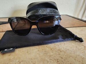 Wow OAKLEY Low Key Women's Cat Eye Sunglasses  OO9433 - 0154 Glasses Prizm