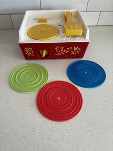 Fisher Price Spieluhr Plattenspieler Mattel 2014 mit 3 Plattenscheiben funktionstüchtig - Bild 1 von 4