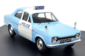 Trofeu 1/43 - Ford Escort Mk1 UK Police Panda Car 523 Diecast Model Car - Picture 1 of 6