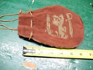 VINTAGE  SUEDE SATIN LINED POUCH / DRAWSTRING  PURSE  LION COAT OF ARMS - Picture 1 of 6