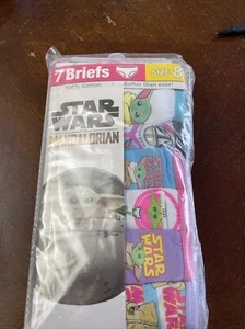 Star Wars Girls 7 Briefs Size 8 Assortiated Design - Picture 1 of 4