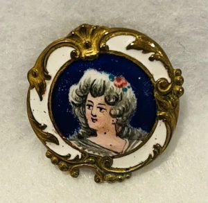 ANTIQUE PAINTED ENAMEL W/A BEAUTIFUL LADY WITH GRAY HAIR/ROCCO EDGE 15/16” - Picture 1 of 3