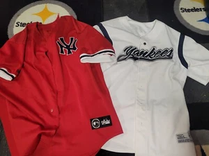 New York Yankees 2pc lot jersey red Majestic,White True fan 2008 stadium patch - Picture 1 of 6