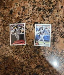 Ken Griffey Jr  (2) Cincinnati Reds Topps, Topps Total - Picture 1 of 1
