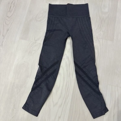 Leggings Yummie Talla S/M P/M Gris Sin Costuras Elastizados Gimnasio Entrenamiento Yoga Bicicleta Giro Foto 1 de 4