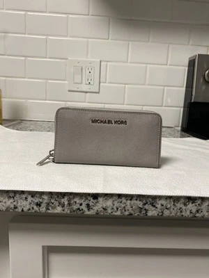 Michael Kors wallet Foto 1 de 4