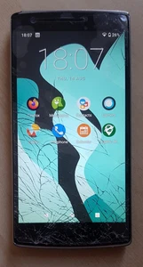 One Plus A0001, Unlocked, Cracked Screen - Picture 1 of 6