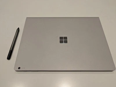 Microsoft Surface Laptop 2 13,5-Zoll 2256x1504p Touchscreen Intel Core i5 8350U - Bild 1 von 3