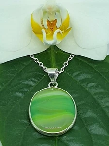 Gorgeous Green Banded Agate Pendant Necklace 925 Silver Plated GA7 - Picture 1 of 4