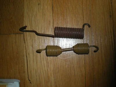 Muelles de retorno zapata de freno Ford F100 F250 F350 1956-1960 B6Q-2296-A nuevos de lote Foto 1 de 2
