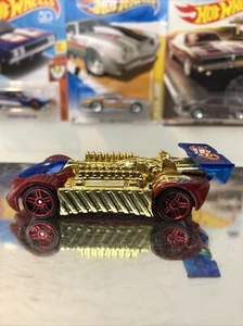 Hot Wheels Track Aces 14/20 KRAZY 8s Gold Burgundy Blue Diecast Car 1:64 2000 - Picture 1 of 6