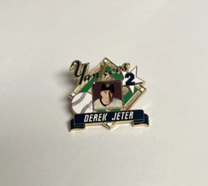Vintage 1998 DEREK JETER New York Yankees World Series Champions Lapel Hat Pin - Picture 1 of 4