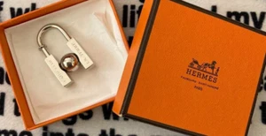 HERMES Charm Cadena Earth Padlock Silver Tone 2001 Limited Edition with Box - Picture 1 of 4