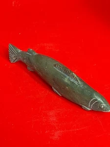 Inuit Specksteinschnitzerei eines Fisches, 4,5" breit - Bild 1 von 8