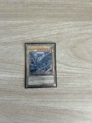 Blauäugiger Weißer Drache Quarter Century Rare NEU Yugioh 1. Auflage RA04-108 - Bild 1 von 2