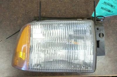 Passenger Headlight Chevrolet Composite Fits 95-97 BLAZER S10/JIMMY S15 8329 Foto 1 de 2