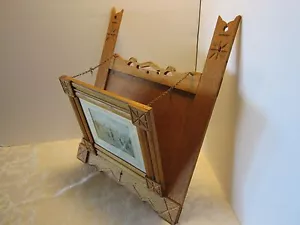 Antiguo bolsillo de pared Eastlake tallado en madera de roble con foto de cazadores 22,50" de alto - Imagen 1 de 12