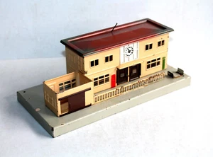 MARKLIN HO 414 MAQUETTE GARE, STATION FERROVIAIRE DIORAMA DECOR TRAIN, EN METAL - Foto 1 di 5