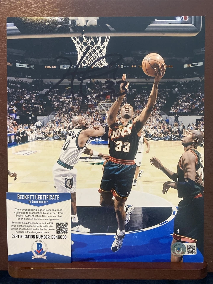 Foto autografiada firmada por Hersey Hawkins de la NBA de 8X10 certificado de autenticidad Bas Beckett #BB46636 Foto 1 de 1