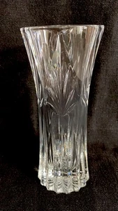 Vintage Vase aus geschliffenem Glas Art Deco mit Blume 6,5“ schwer - Bild 1 von 6